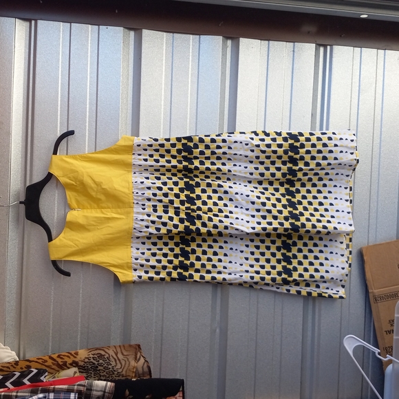 Woman slaveless dress T15 - Picture 3 of 3